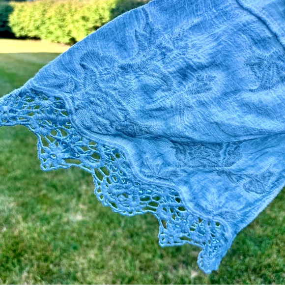 DEMOCRACY cold shoulder blouse lace detail subtle embroidery print Small - Picture 10 of 16